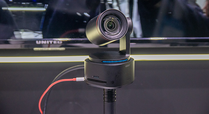 世界初PTZR設計、4KライブカメラOBSBOT「Tail2」